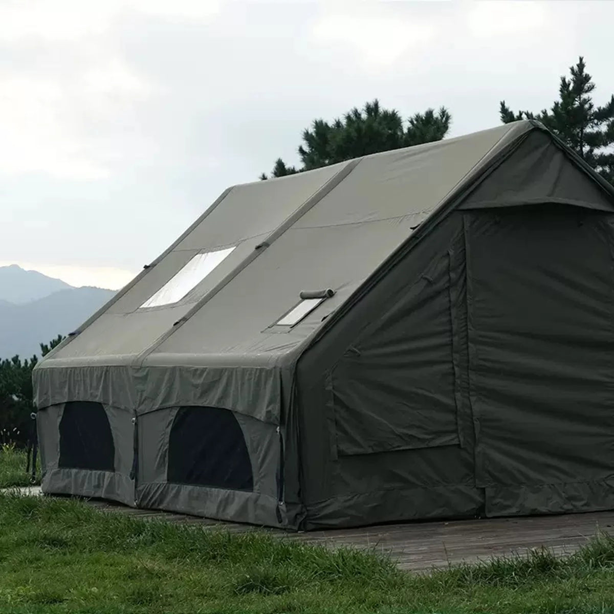 PAKICETUS Inflatable Camping Tent With Skylight And Integrated Air Pump