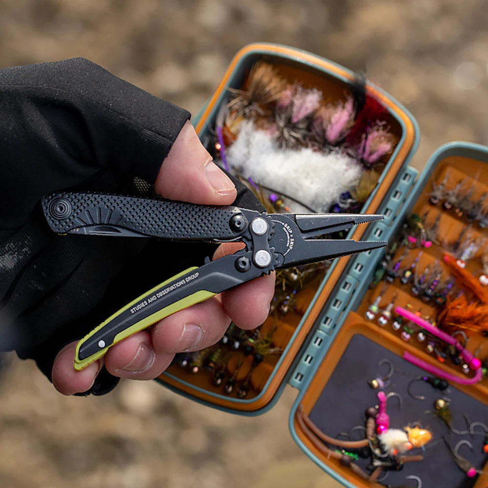 SOG Aegis MT Mini Tactical Multi Tool Pliers Portable EDC